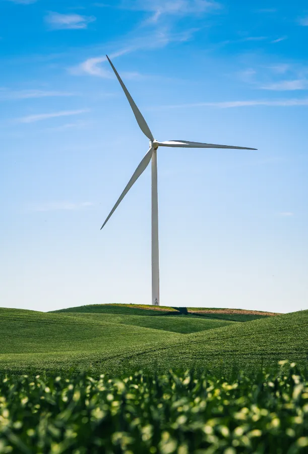 Turbine on Green Hills