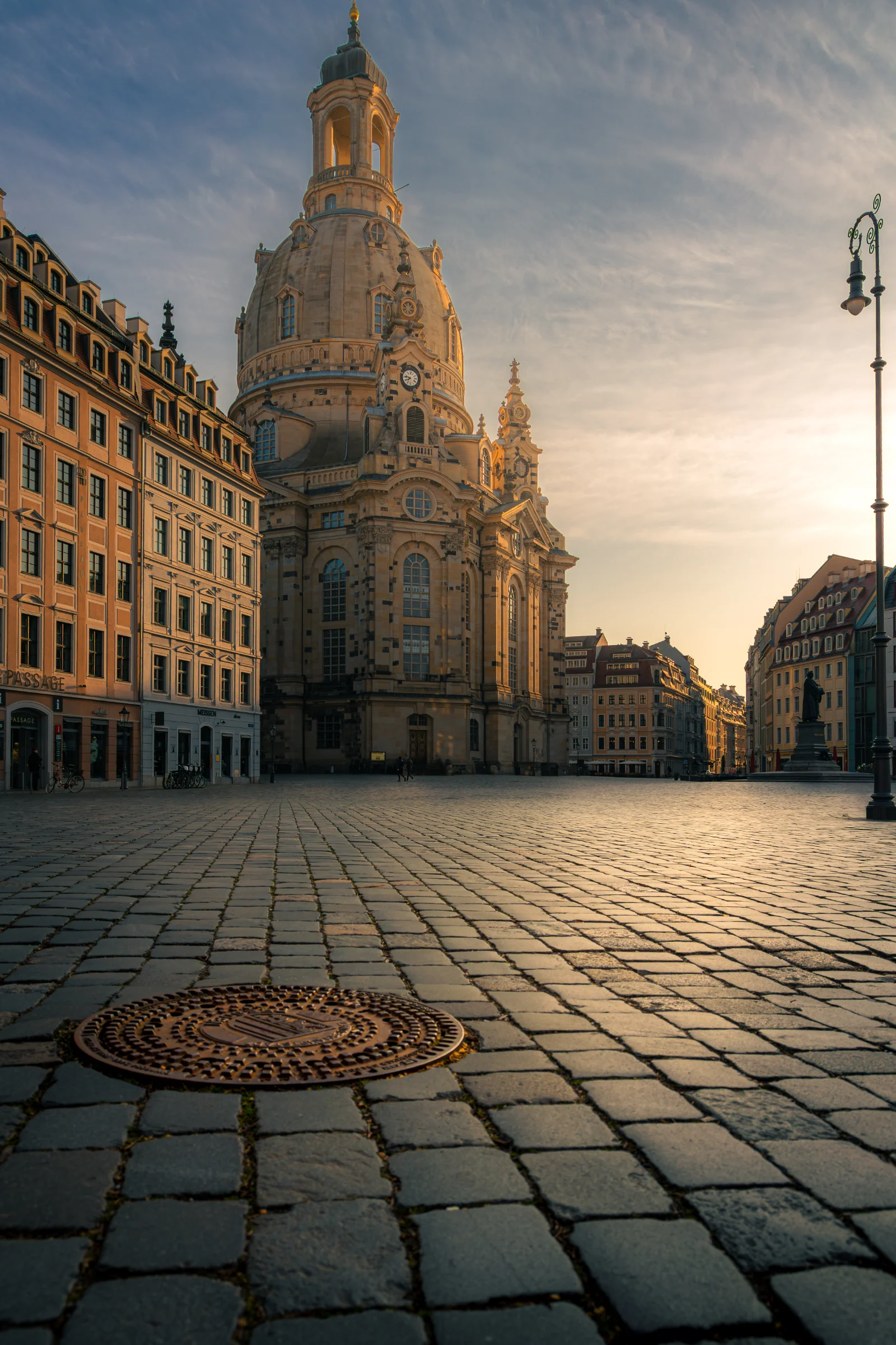 Frauenkirche, Neumarkt